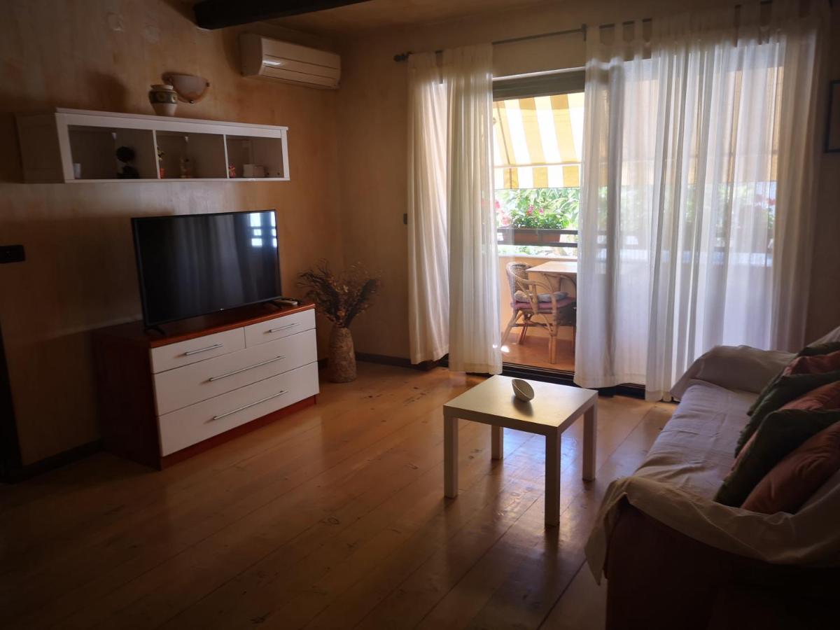 Apartment Marisa 波雷奇 外观 照片